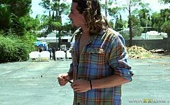 Namorada de maior buceta fodendo em sexo amador