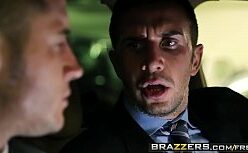 Fodendo a coroa gostosa em sambapornô